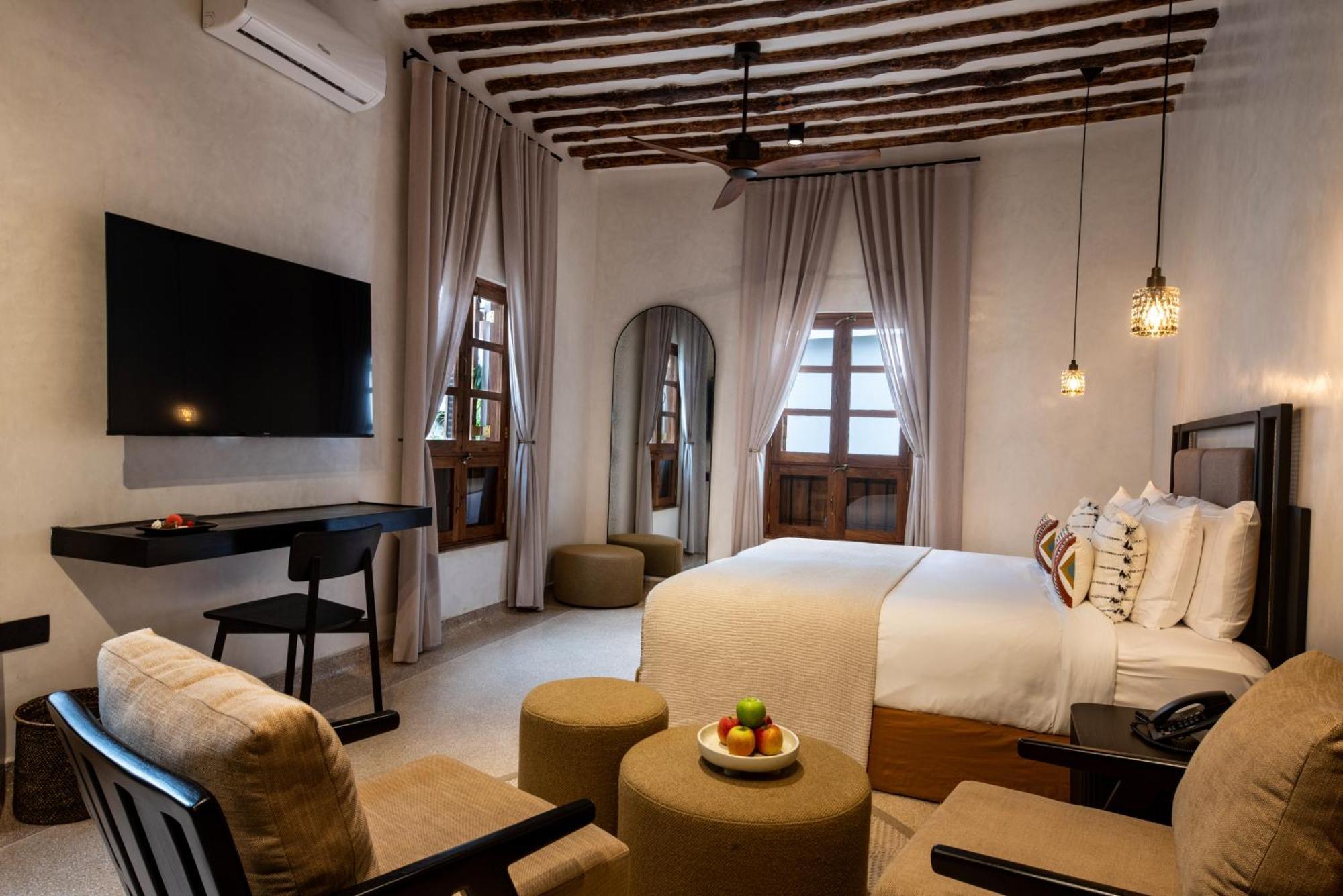 The Neela Boutique Hotel Stone Town Zanzibar Екстериор снимка